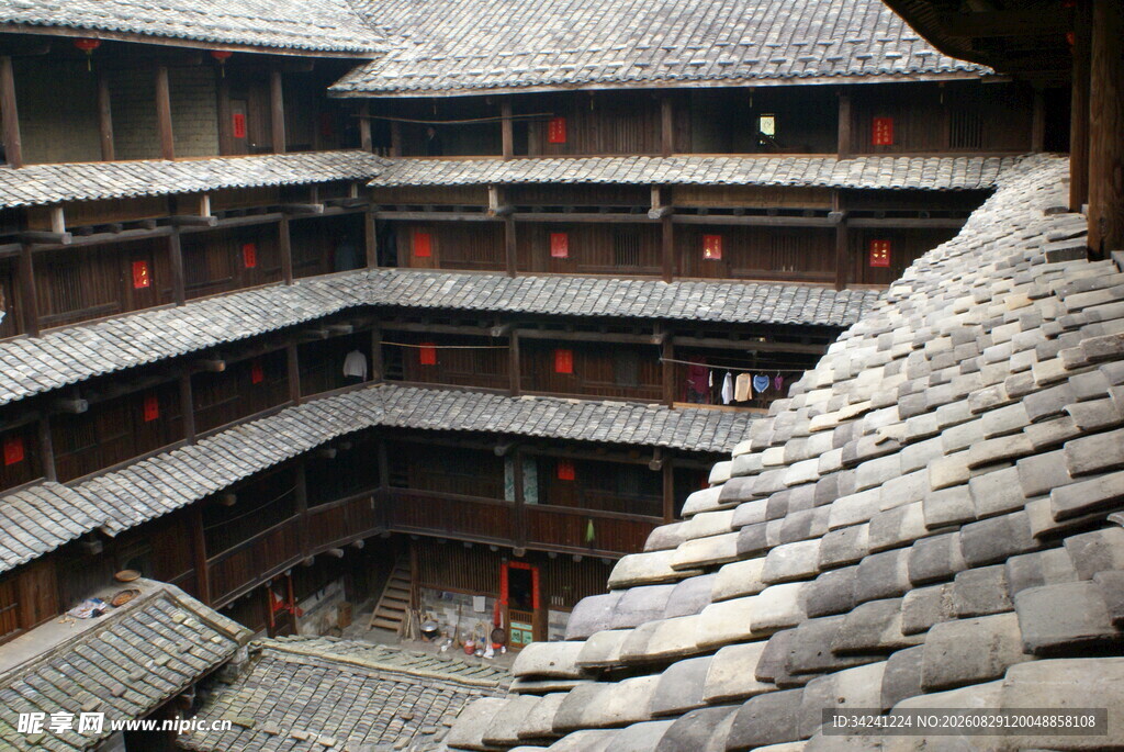 福建土楼内部壮观景象