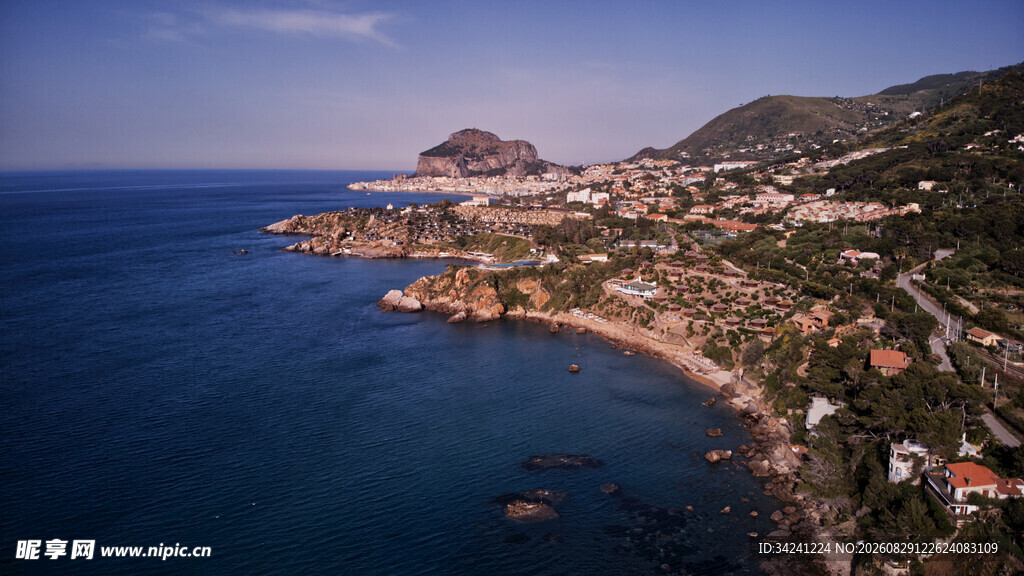海岸风光美丽的山海景致