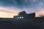 古城楼夜景尽显历史韵味