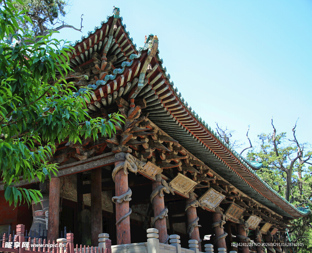 中式古建筑屋檐景观