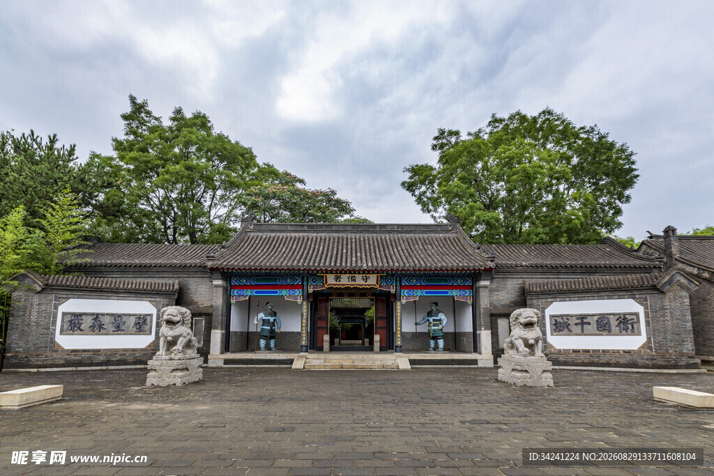 中式传统建筑大门景观