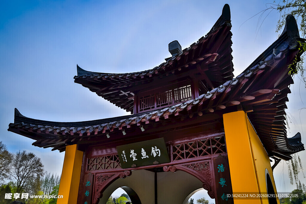 中式古亭建筑风采