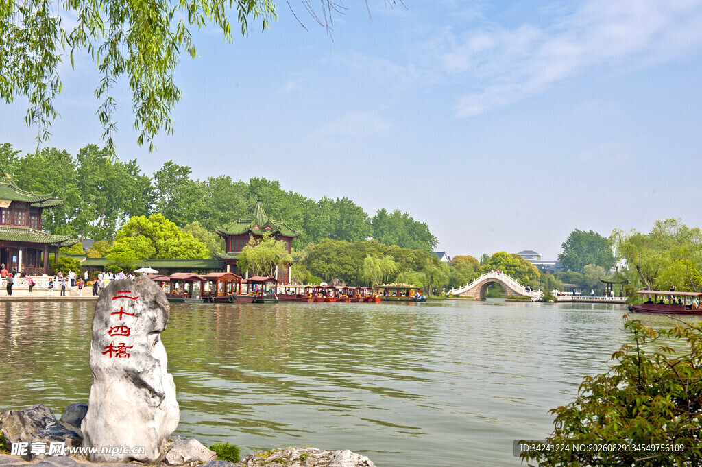江南水乡湖畔古典景致