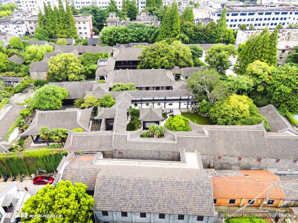 中式古建筑群俯瞰景观