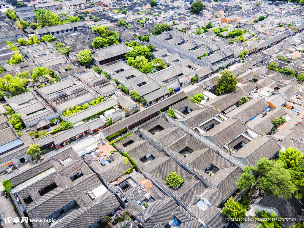 俯瞰城市传统建筑景观