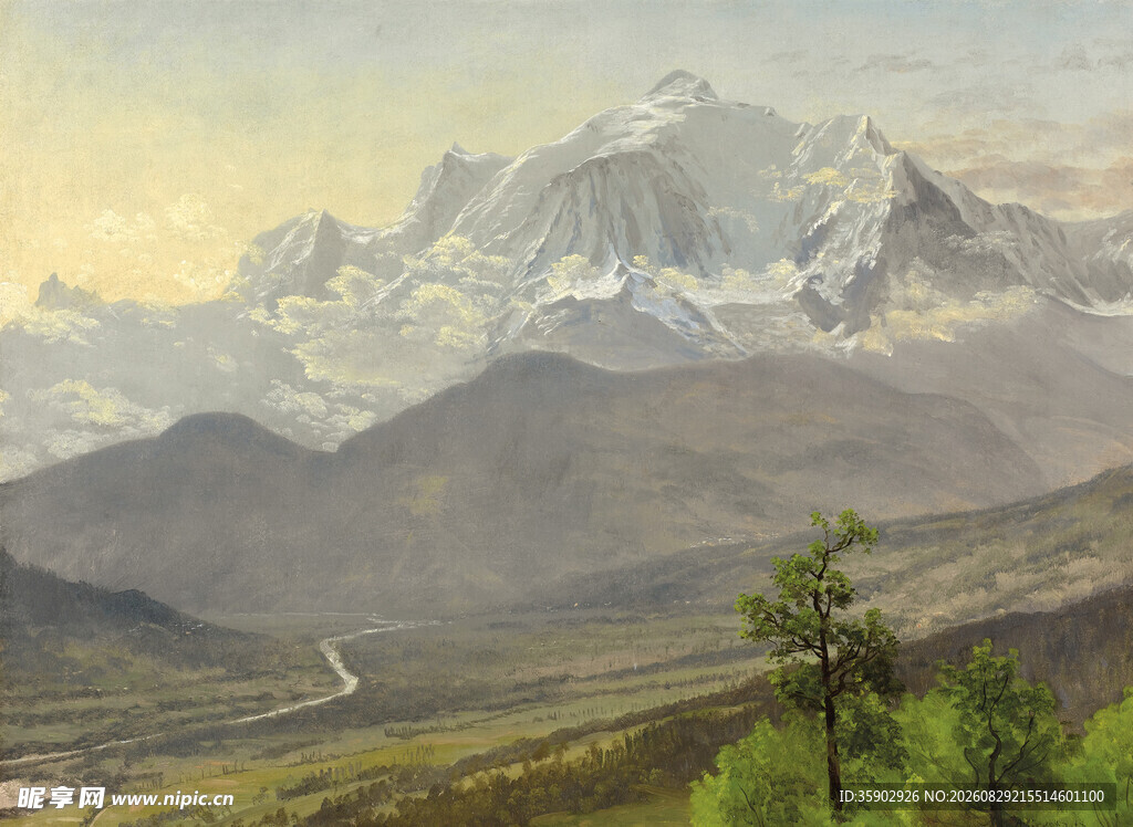 壮丽雪山下的山间景色