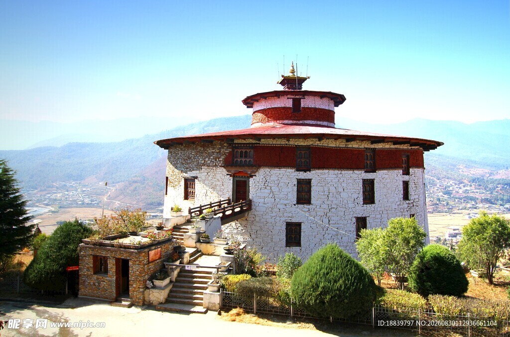 藏式风格建筑风光秀丽