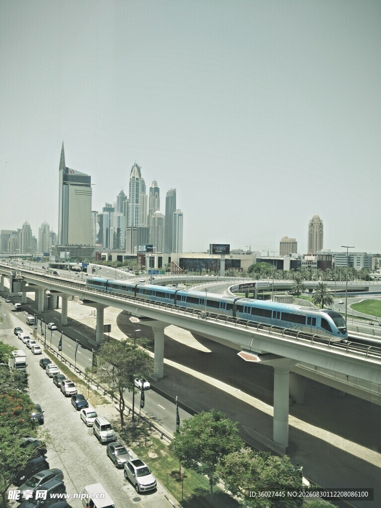迪拜城市交通景观图