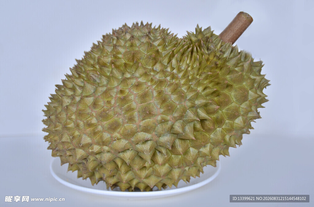 新鲜饱满的榴莲