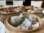 中式蒸笼点心与多样美食