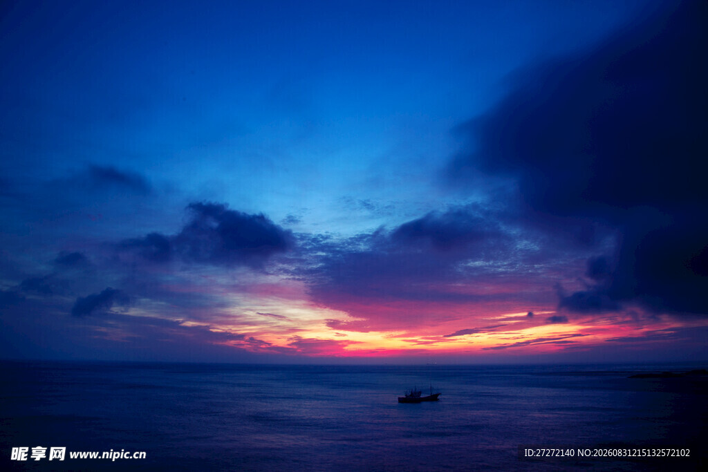 海边壮丽日落美景