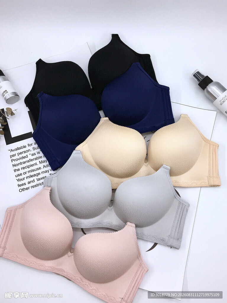 多款女士内衣展示