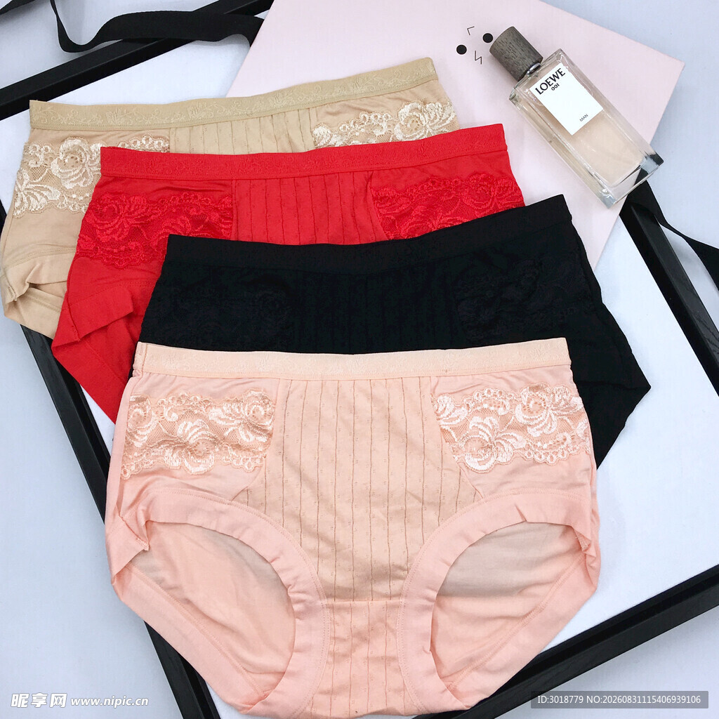 多款女士蕾丝花边内裤展示