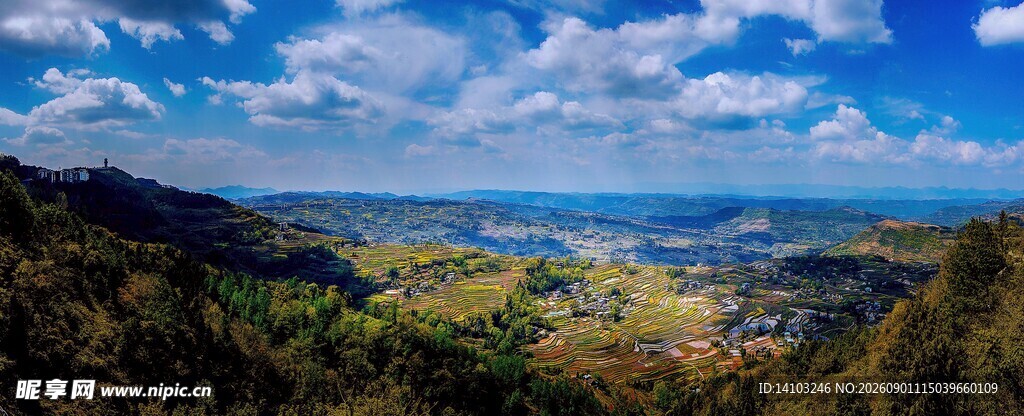 山间壮丽风景