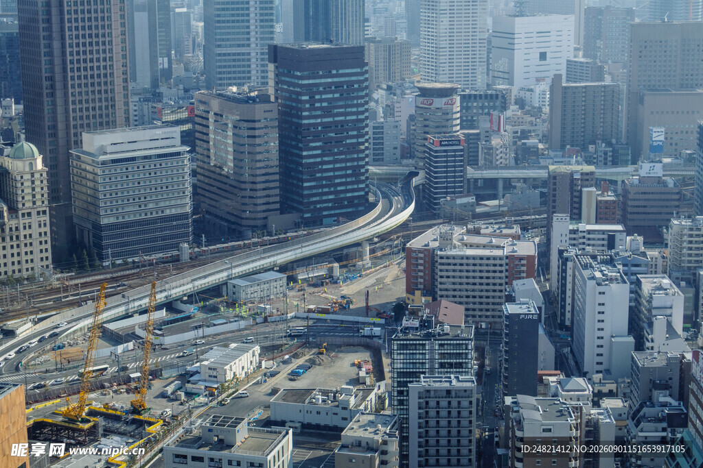 俯瞰繁华都市建筑群