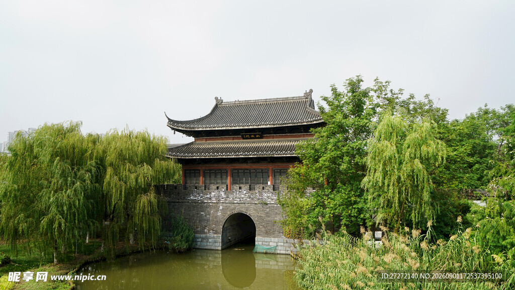 中式古桥楼阁风景图