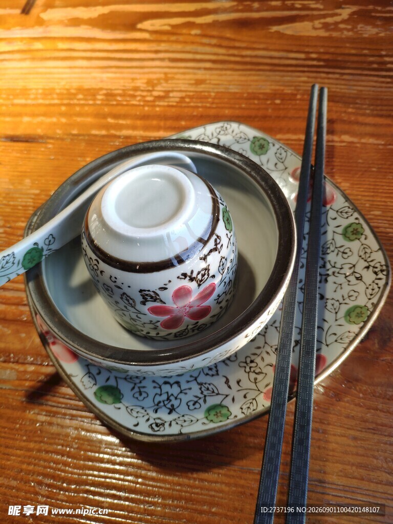 餐具