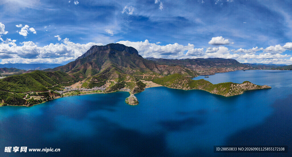 壮丽海岛山海景观