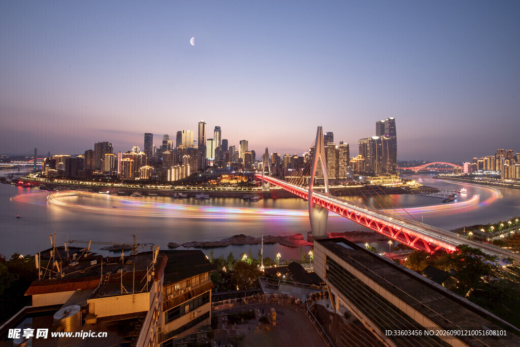 重庆璀璨夜景与跨江大桥