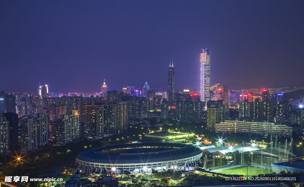 城市璀璨夜景俯瞰图