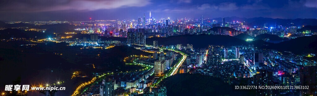 璀璨夜景展现城市繁华