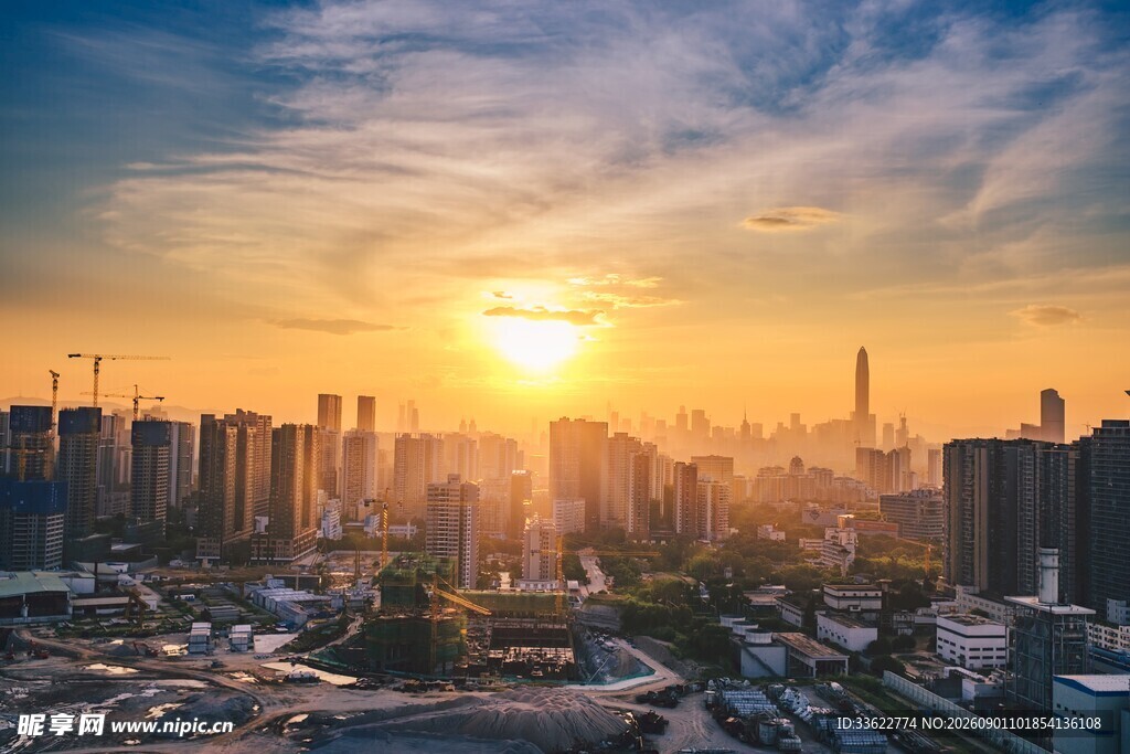 城市日出天际线壮丽景观