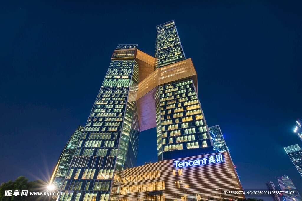 璀璨双子塔夜景