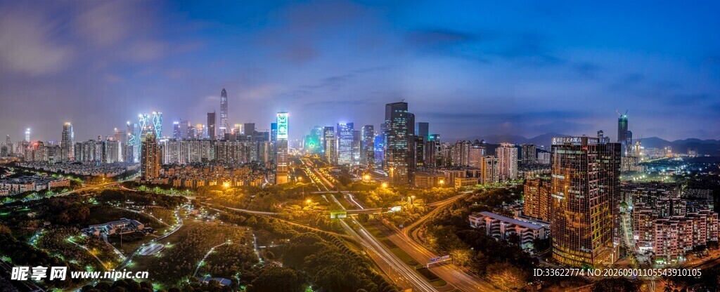 城市璀璨夜景俯瞰图