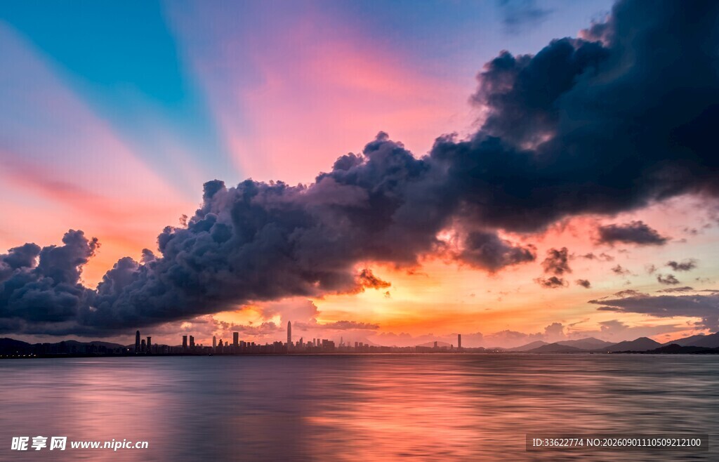 海上绚丽日落美景