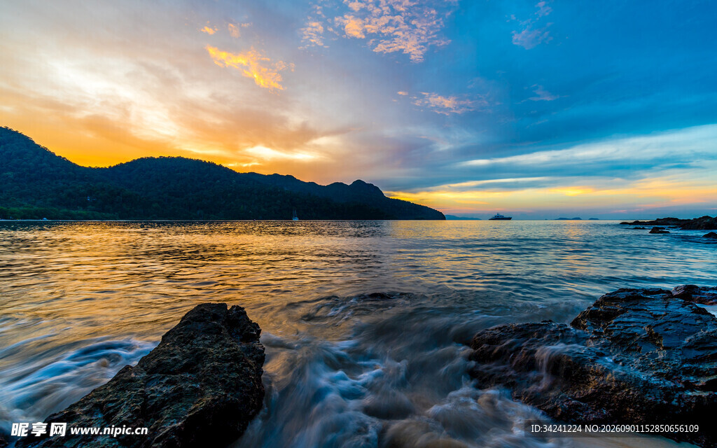 海边日落美景