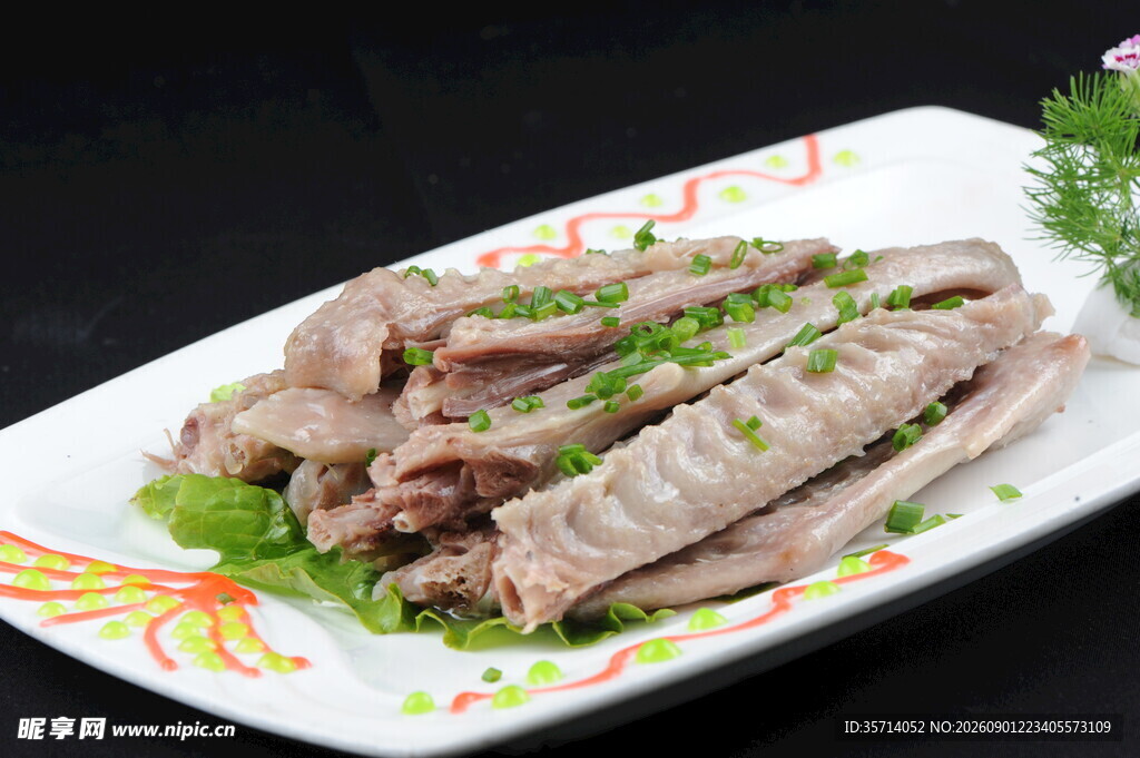 美味卤鸭翅