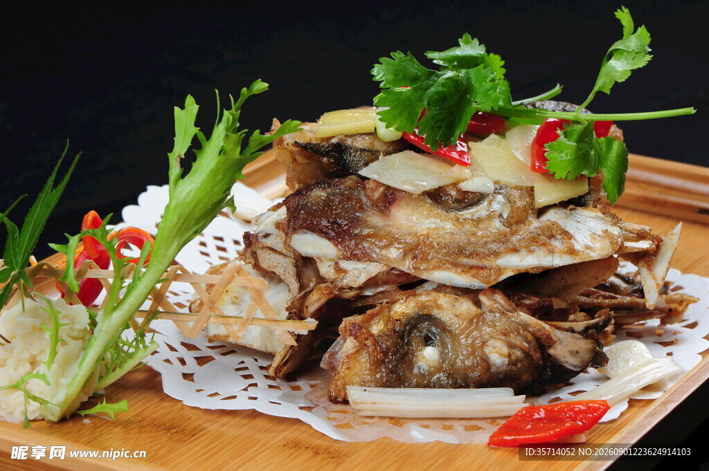 香酥鱼头
