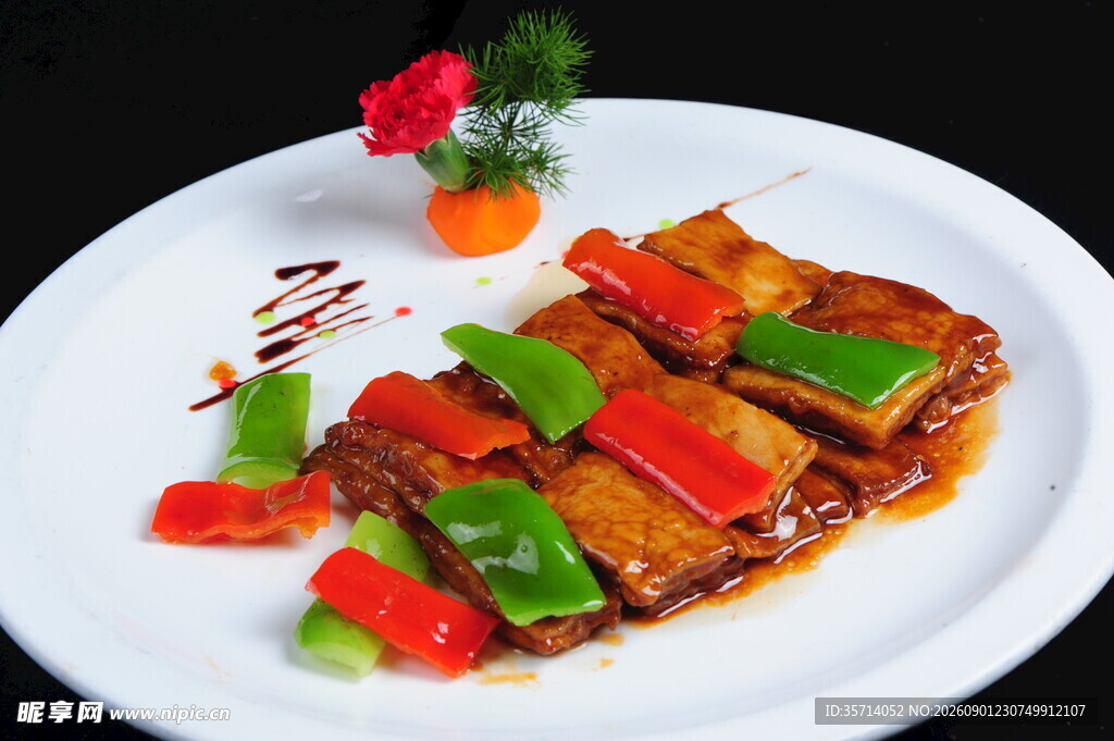 香煎豆腐配彩椒