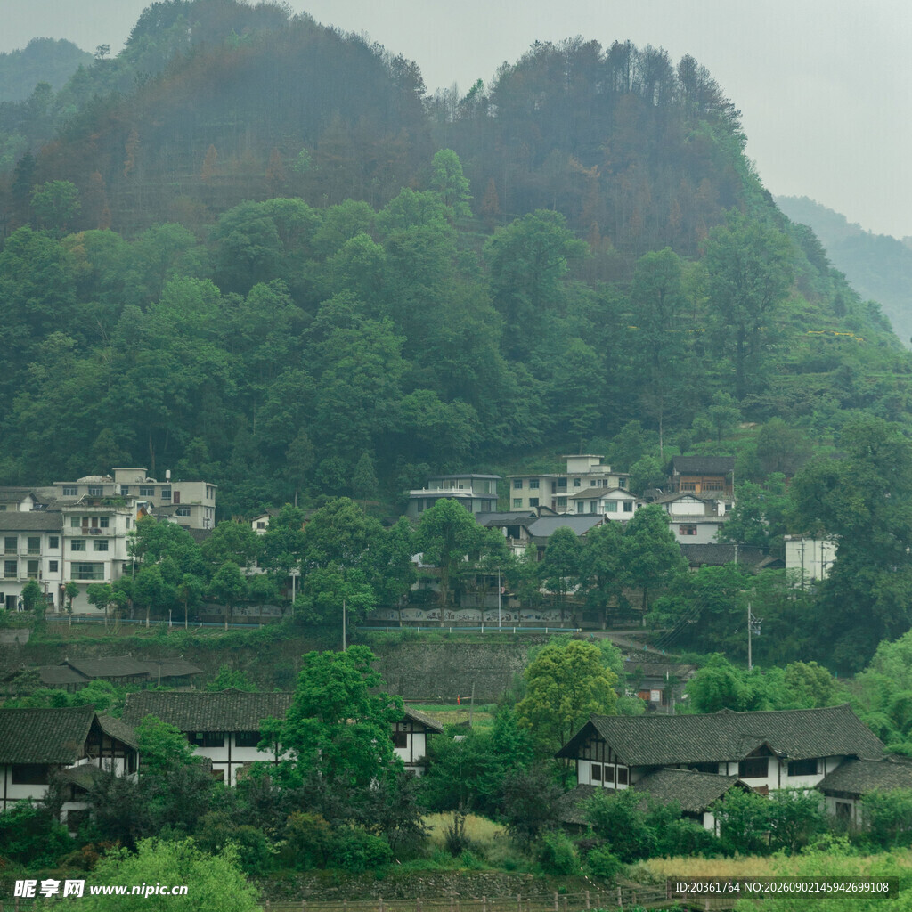 山间村落