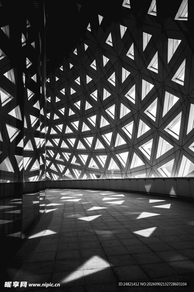 几何结构建筑内部空间