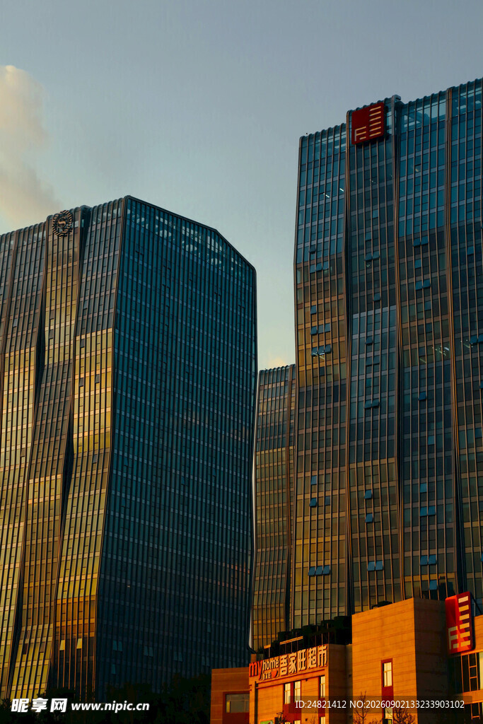 城市现代摩天大楼景观