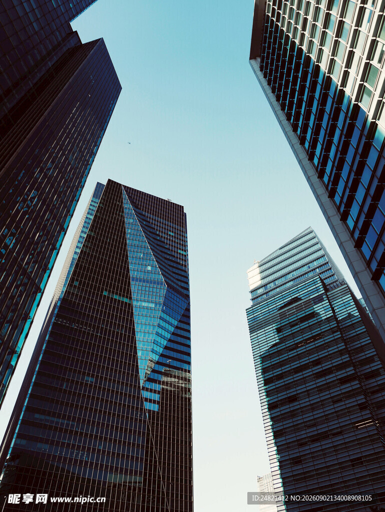 都市摩天大楼仰视景观