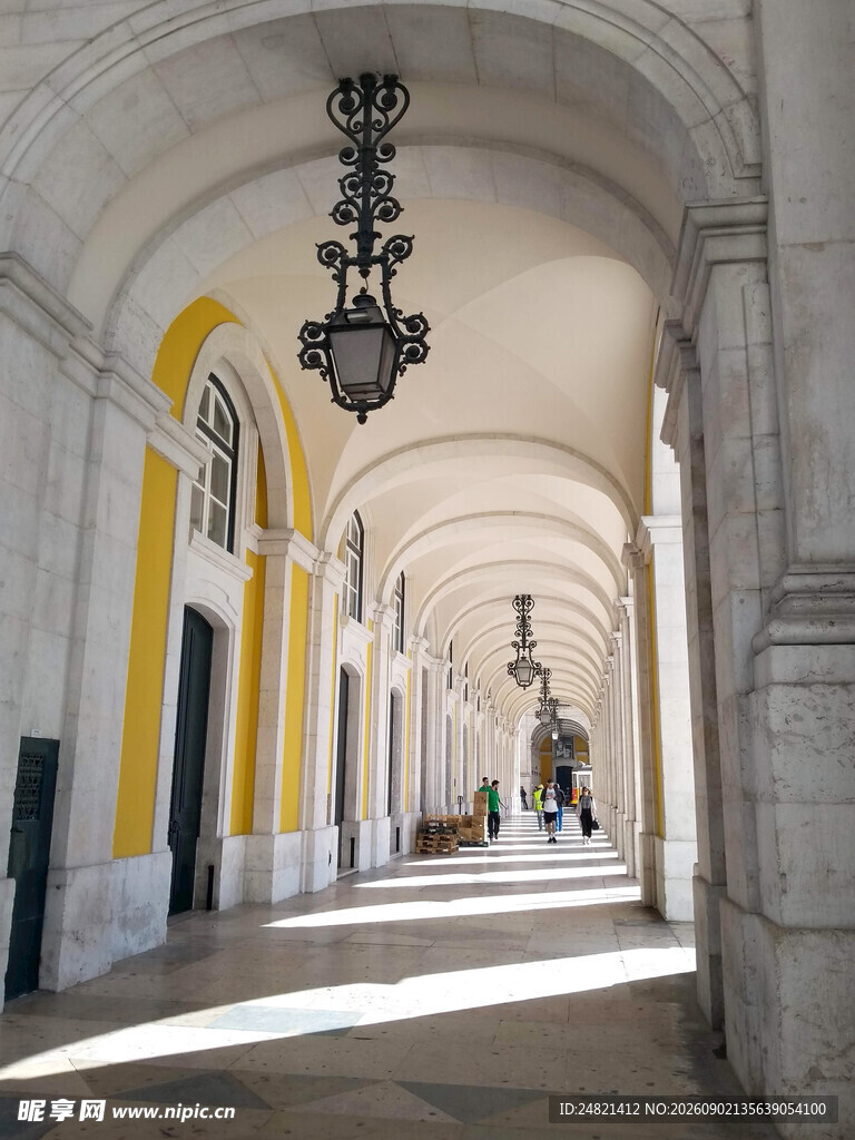 欧式长廊建筑景观