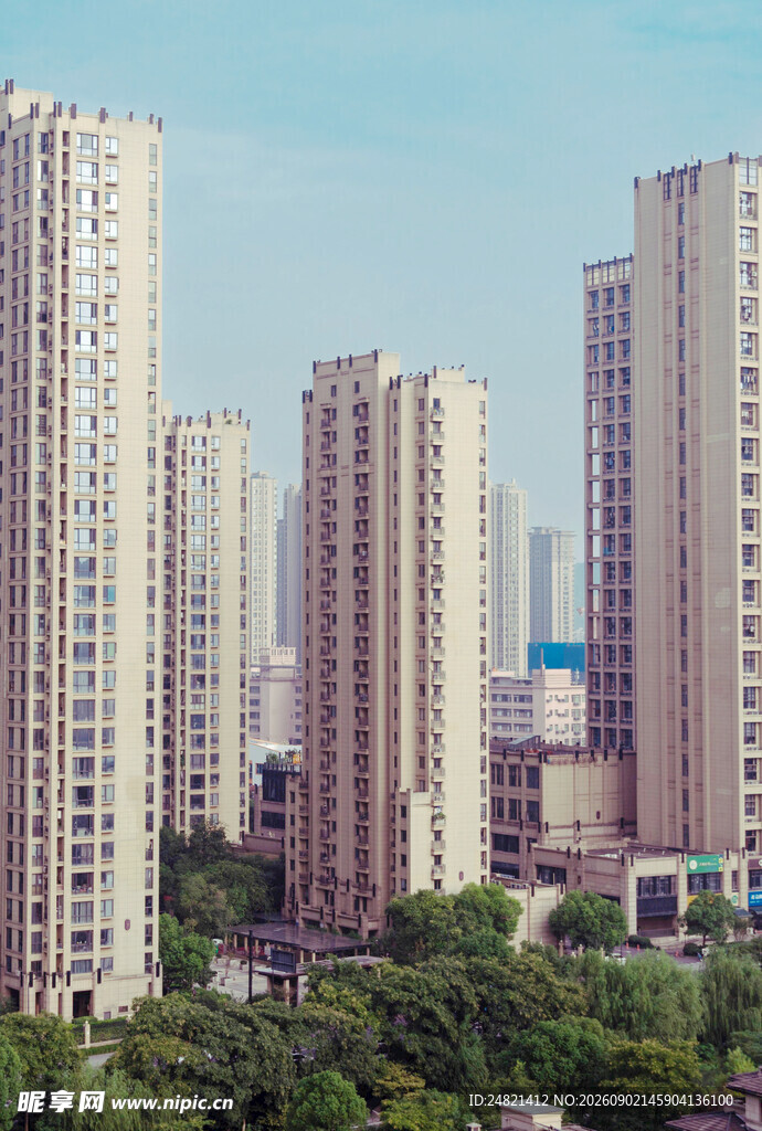 城市高楼林立的风景