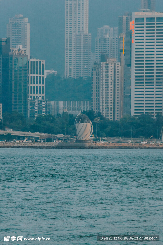 海滨城市风光