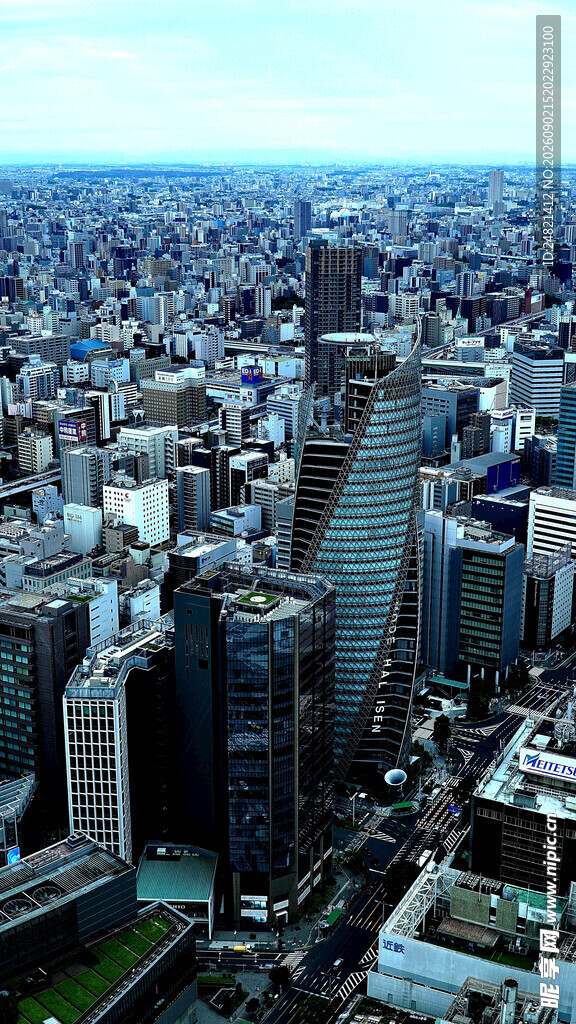 俯瞰繁华都市建筑群
