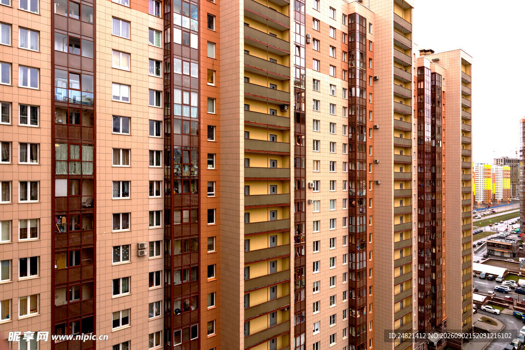 高层住宅楼外观景象