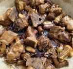 美味排骨炖粉肠