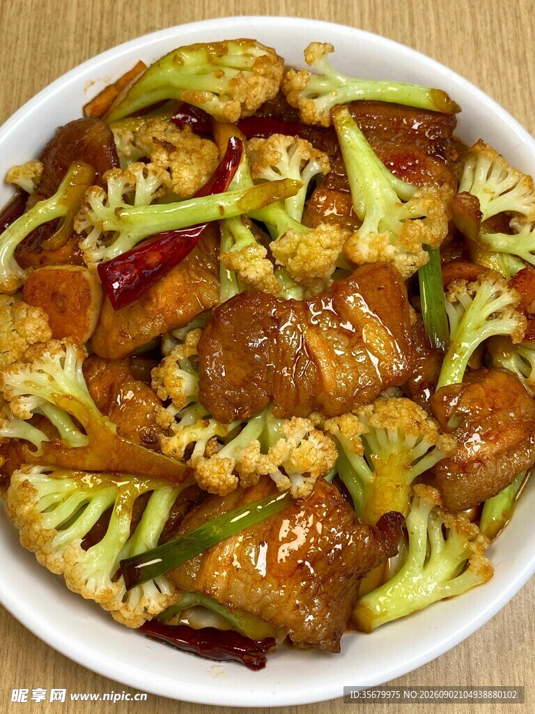 菜花炒肉