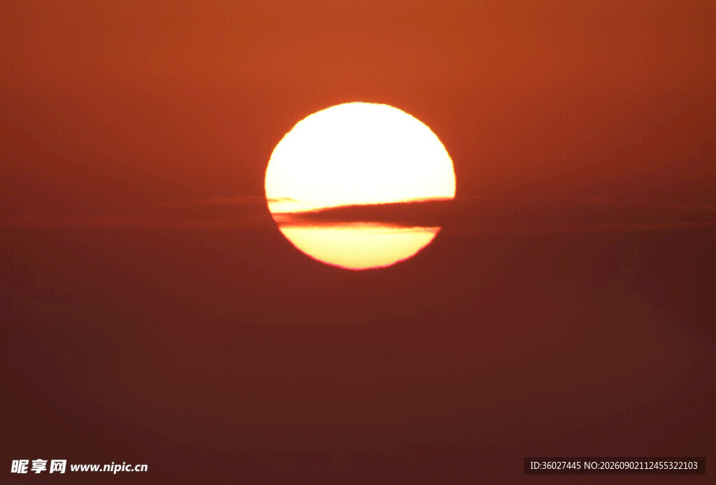 夕阳西下的美丽景象