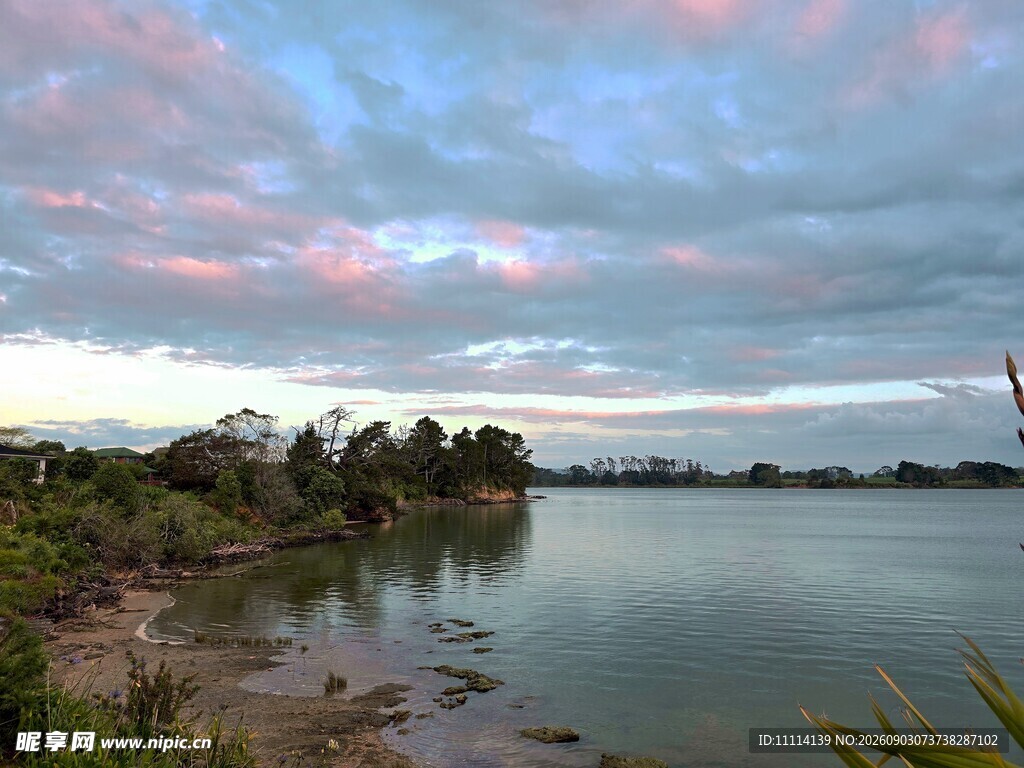 海滨晚霞美景