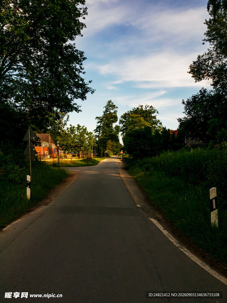 乡间宁静小路