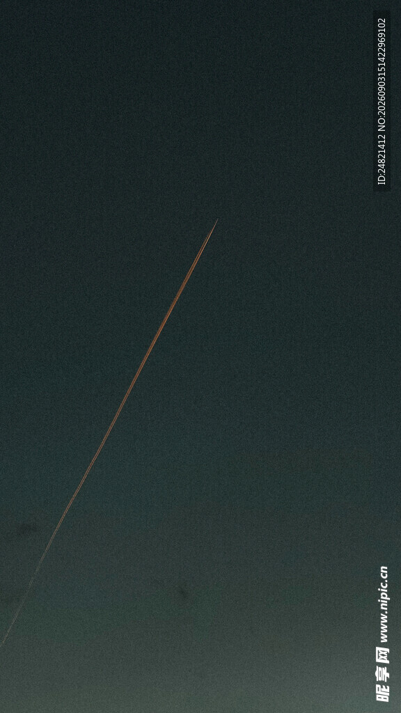 夜空中的流星轨迹