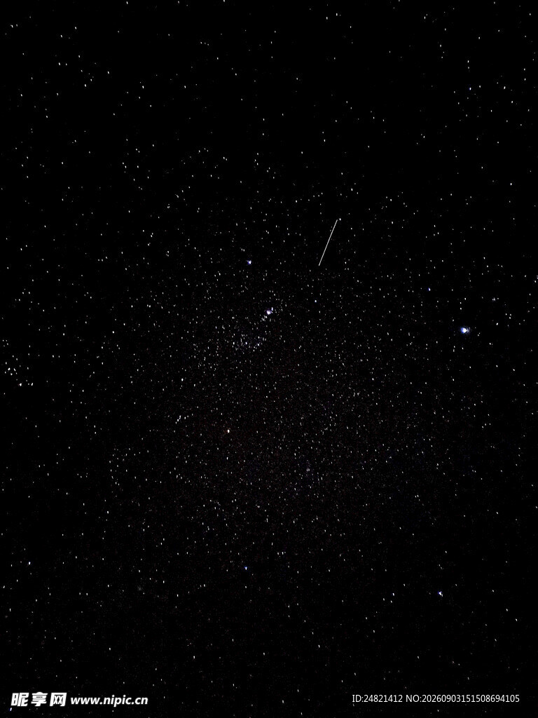 深邃星空下的神秘宇宙景象