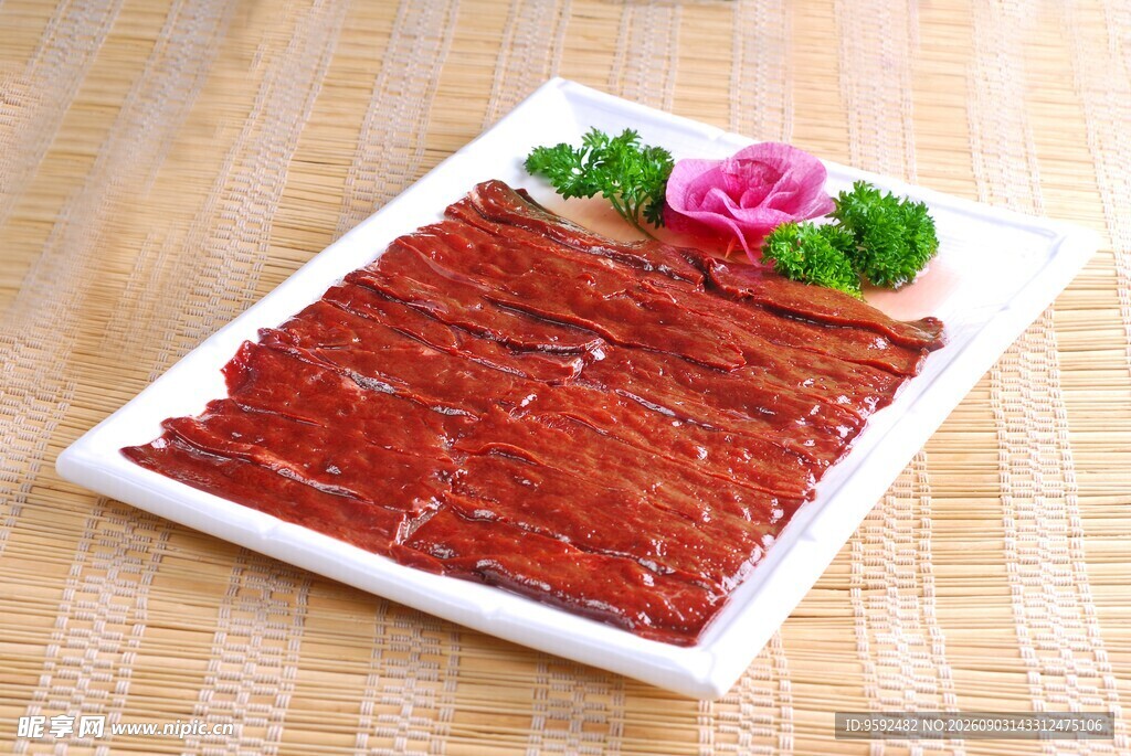美味酱牛肉摆盘精致
